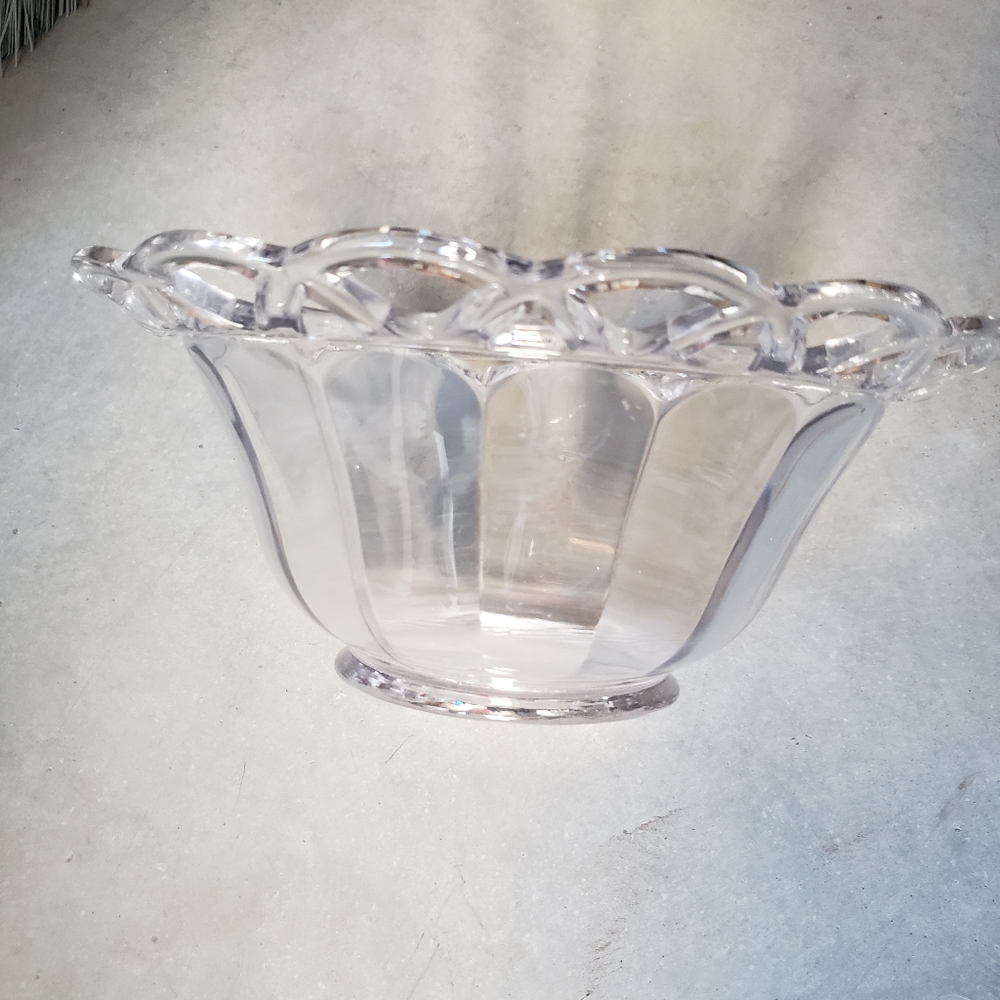 Vintage Imperial Glass Open Bowl